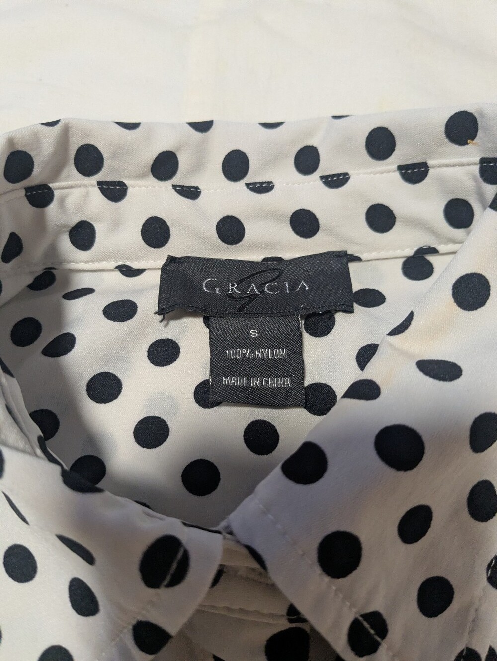 Grace White Button-Front Polka Dot Puff-Sleeve Blouse